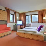 Ξενοδοχείο 4*s Galtenberg